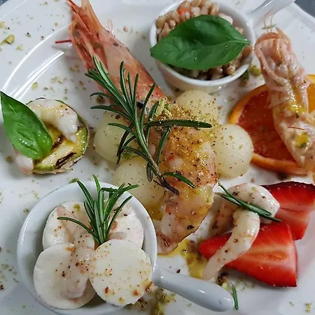 La Sicilia A Tavola לינה וארוחת בוקר