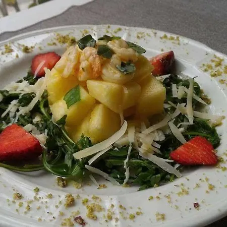 La Sicilia A Tavola *